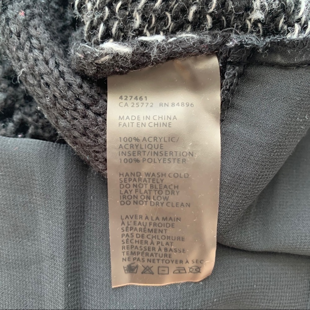 🦩2/$25 Dex / Black and White Marled Knit Sweater - Picture 6 of 9